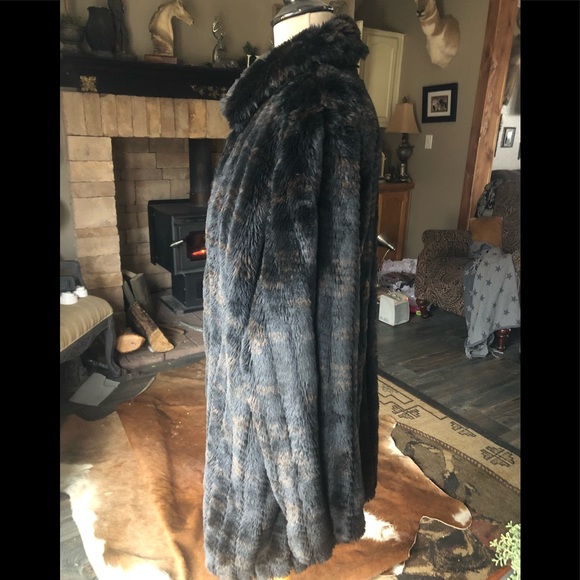 Faux Fur Coat - Picture 2 of 10